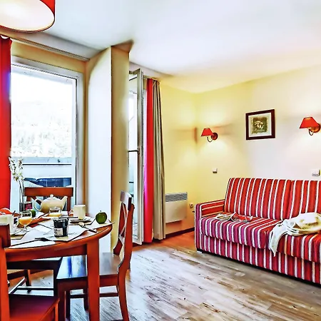 Pierre & Les Trois Domaines Ax-les-Thermes