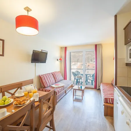 Pierre & Les Trois Domaines Ax-les-Thermes