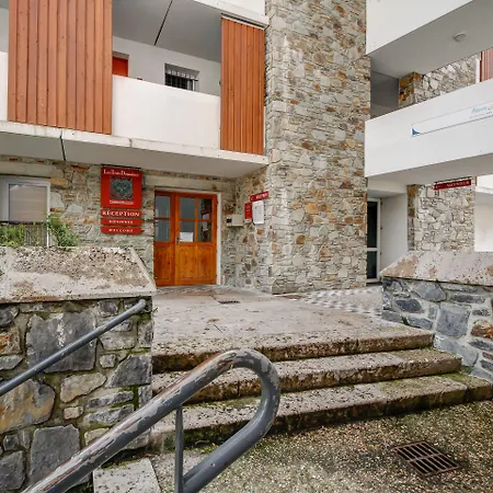 Pierre & Les Trois Domaines Lejlighedshotel
