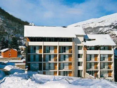 Aparthotel Pierre & Les Trois Domaines
