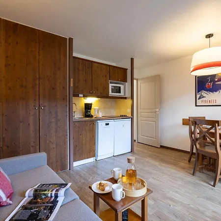 Апарт-отель Pierre & Les Trois Domaines Акс-ле-Терм