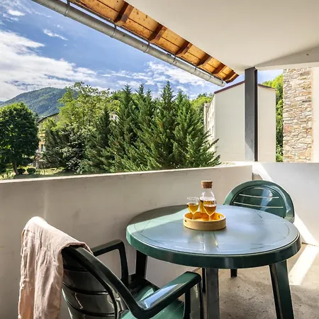 Pierre & Les Trois Domaines