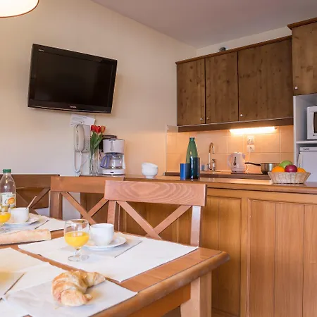 Pierre & Les Trois Domaines 3* Акс-ле-Терм