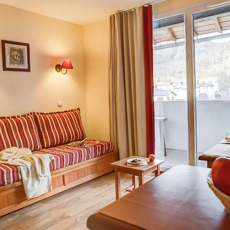 Pierre & Les Trois Domaines Lejlighedshotel