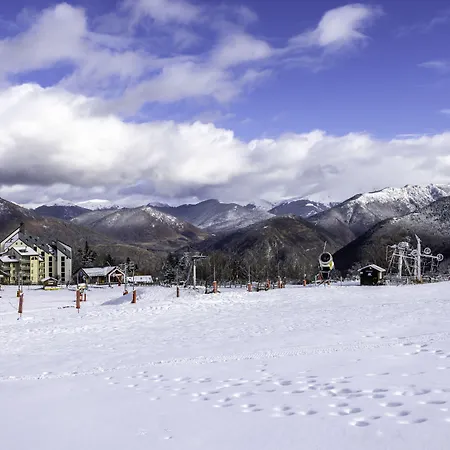 Pierre & Les Trois Domaines Апарт-отель Акс-ле-Терм
