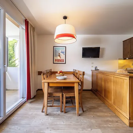 Aparthotel Pierre & Les Trois Domaines