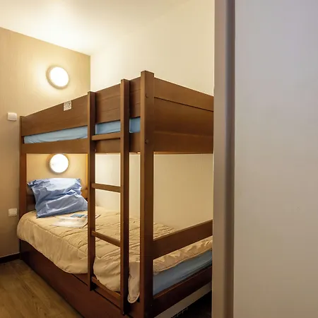 Pierre & Les Trois Domaines Акс-ле-Терм