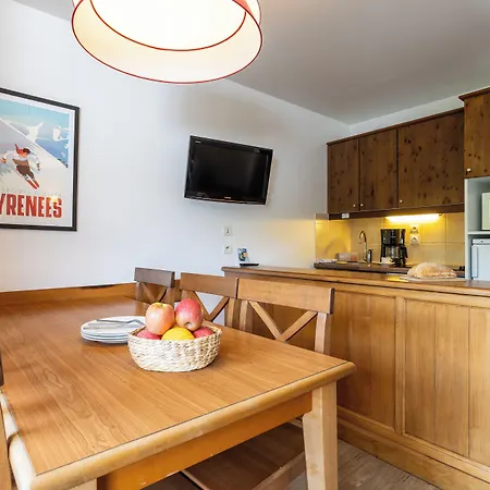 Апарт-отель Pierre & Les Trois Domaines