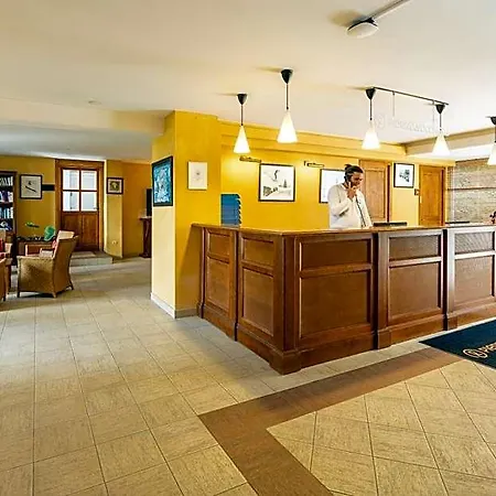 Pierre & Les Trois Domaines 3* Ax-les-Thermes