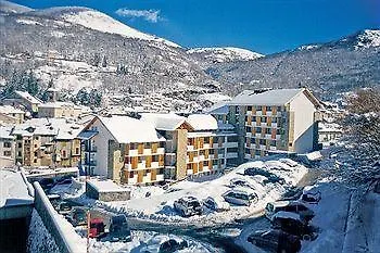 Aparthotel Pierre & Les Trois Domaines Ax-les-Thermes