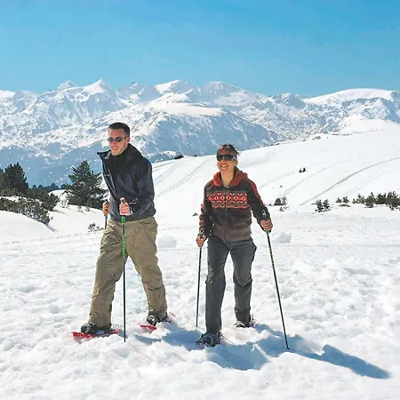 Pierre & Les Trois Domaines Aparthotel 3*