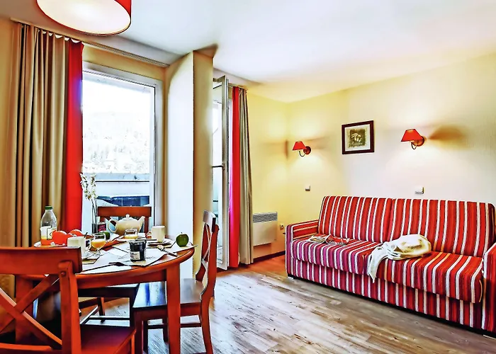 Pierre & Les Trois Domaines Ax-les-Thermes