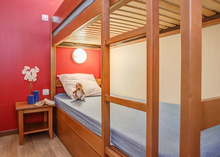 Pierre & Les Trois Domaines Ax-les-Thermes