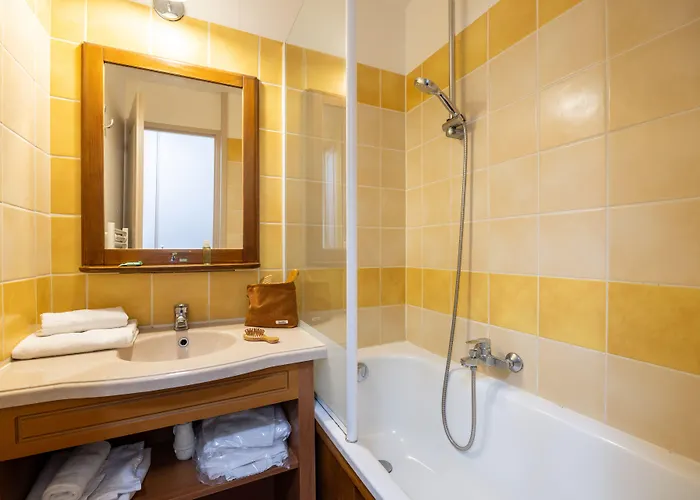 Pierre & Les Trois Domaines Lejlighedshotel Ax-les-Thermes