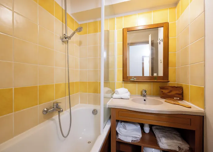 Pierre & Les Trois Domaines Lejlighedshotel Ax-les-Thermes